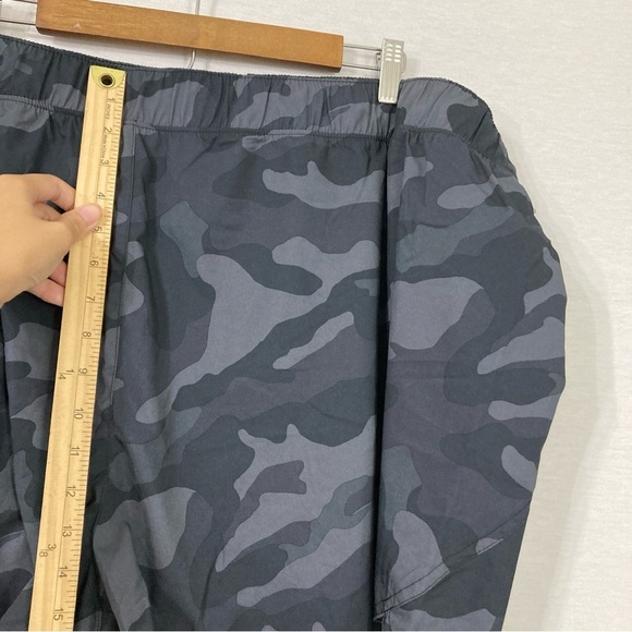 New Old Navy Black Camo Stretchtech Dry Quick Active Shorts 4X - Picture 10 of 12